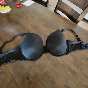 Victoria's Secret Molded Cup Bra - 38DDD